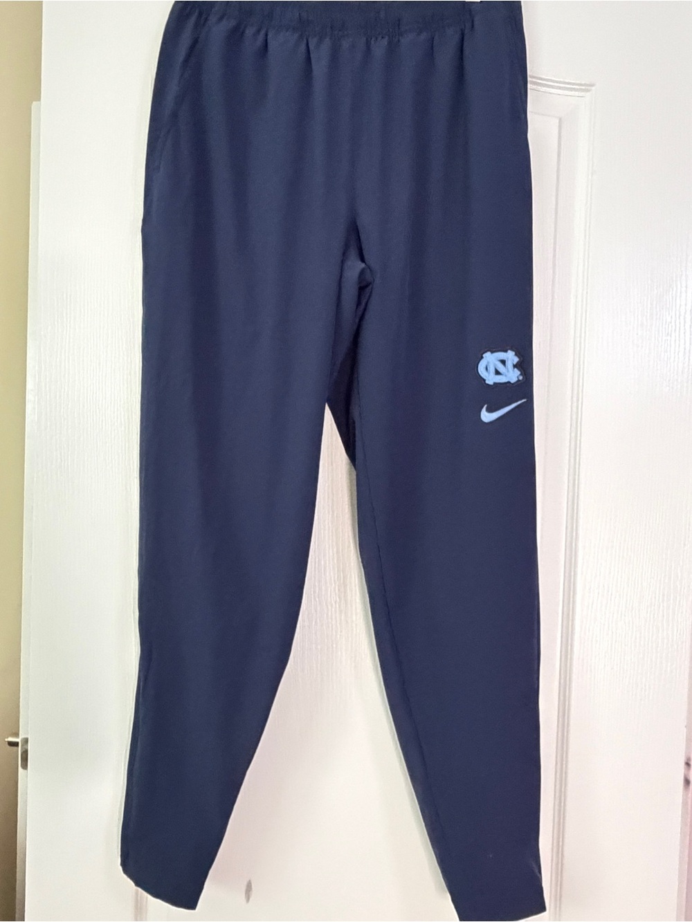 Nike UNC Tar Heels Dri-FIT Warm Up Jogger Pants Navy Blue Small Zip Ankle Athlet